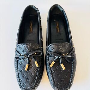 NWOT Louis Vuitton Black Monogram Loafers with Gold Accents
